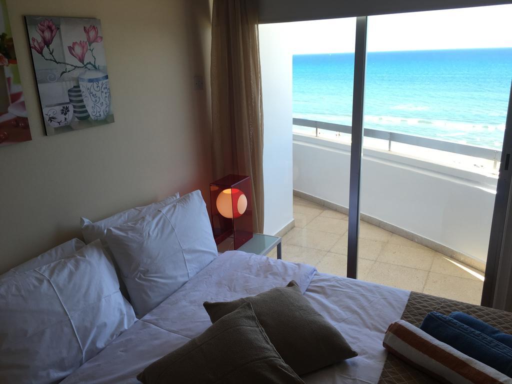 Alex Beach Apartment 51 Lárnaca Exterior foto